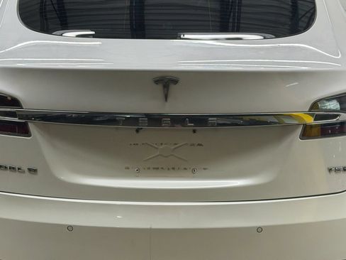 Used 2017 Tesla Model S 75D AWD/4WD image 11