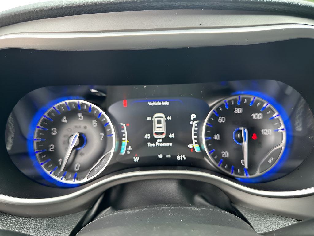 New 2027 Chrysler Pacifica Select FWD image 23