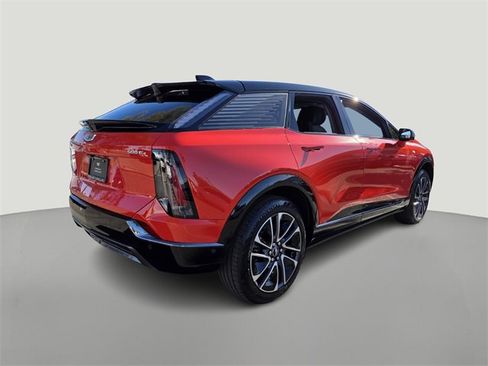 New 2025 Cadillac Optiq Sport 1 image 4