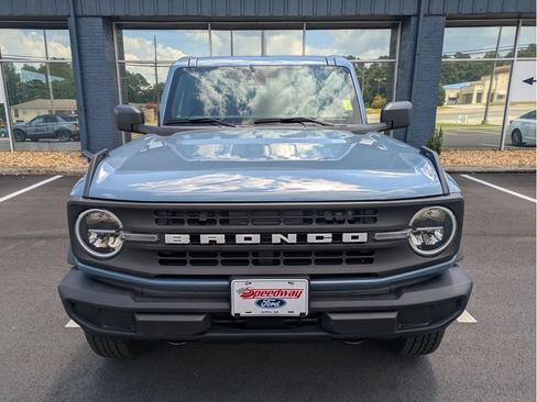 Certified 2025 Ford Bronco Big Bend AWD/4WD image 2