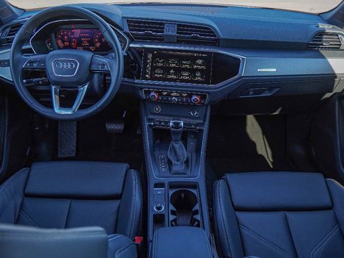 Certified 2025 Audi Q3 2.0T Premium w/ Convenience Package image 25