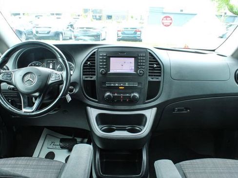 Used 2017 Mercedes-Benz Metris Passenger image 16