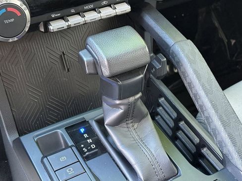 Used 2025 Toyota Tacoma SR5 RWD image 20