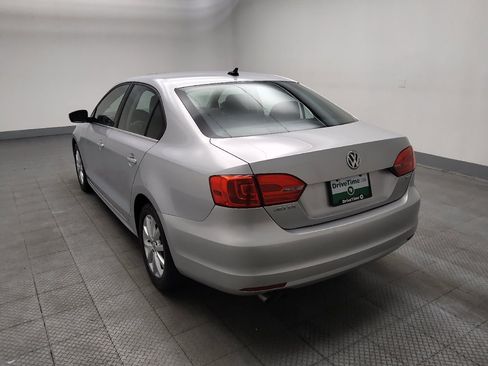 Used 2014 Volkswagen Jetta SE FWD image 5