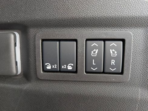 Certified 2025 GMC Yukon AT4 Ultimate w/ LPO, Floor Liner Package image 40