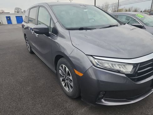 Used 2024 Honda Odyssey EX-L image 2