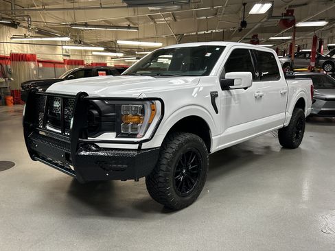 Used 2021 Ford F150 XLT w/ Equipment Group 302A High AWD/4WD image 5