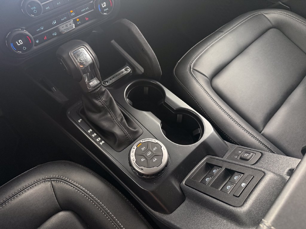 Used 2025 Ford Bronco Badlands AWD/4WD image 26