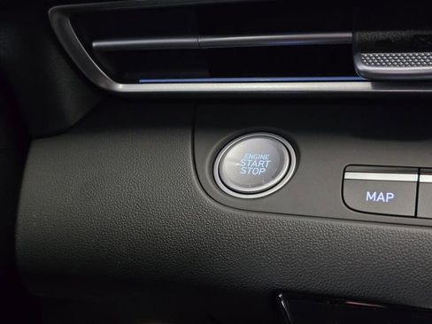 New 2026 Hyundai Elantra Limited FWD image 29