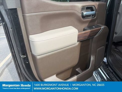 Used 2022 GMC Sierra 1500 SLT w/ SLT Premium Plus Package AWD/4WD image 29