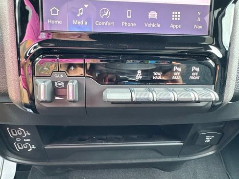 New 2026 RAM 2500 Tradesman AWD/4WD image 16