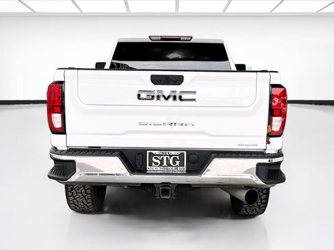 Used 2024 GMC Sierra 2500 SLE image 5
