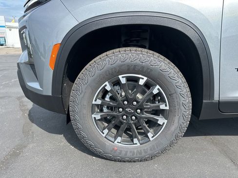 New 2026 Chevrolet Traverse Z71 image 16