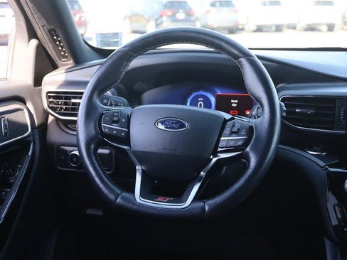 Used 2022 Ford Explorer ST image 25