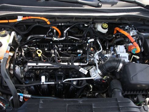 Certified 2023 Ford Escape ST-Line w/ Equipment Group 301A FWD image 29