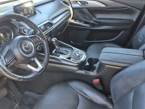 Used 2018 MAZDA CX-9 Touring w/ Touring Premium Package image 11