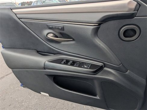 Used 2020 Lexus ES 350 F Sport image 19