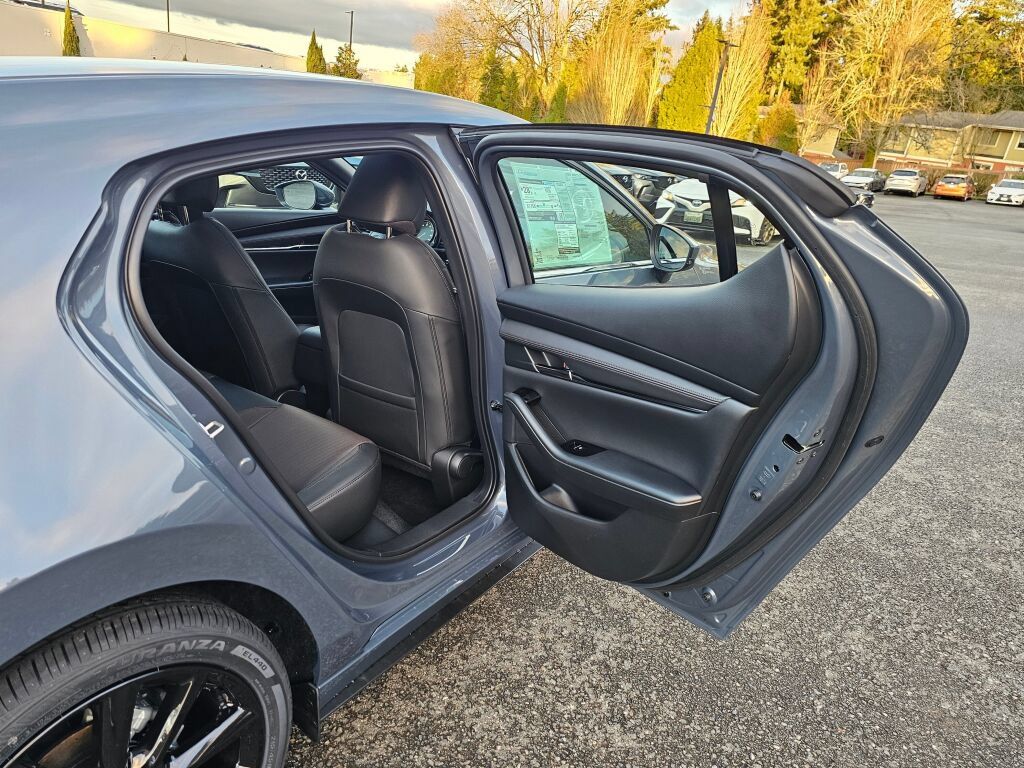 New 2026 MAZDA MAZDA3 2.5 S Hatchback w/ Premium Pkg FWD image 27