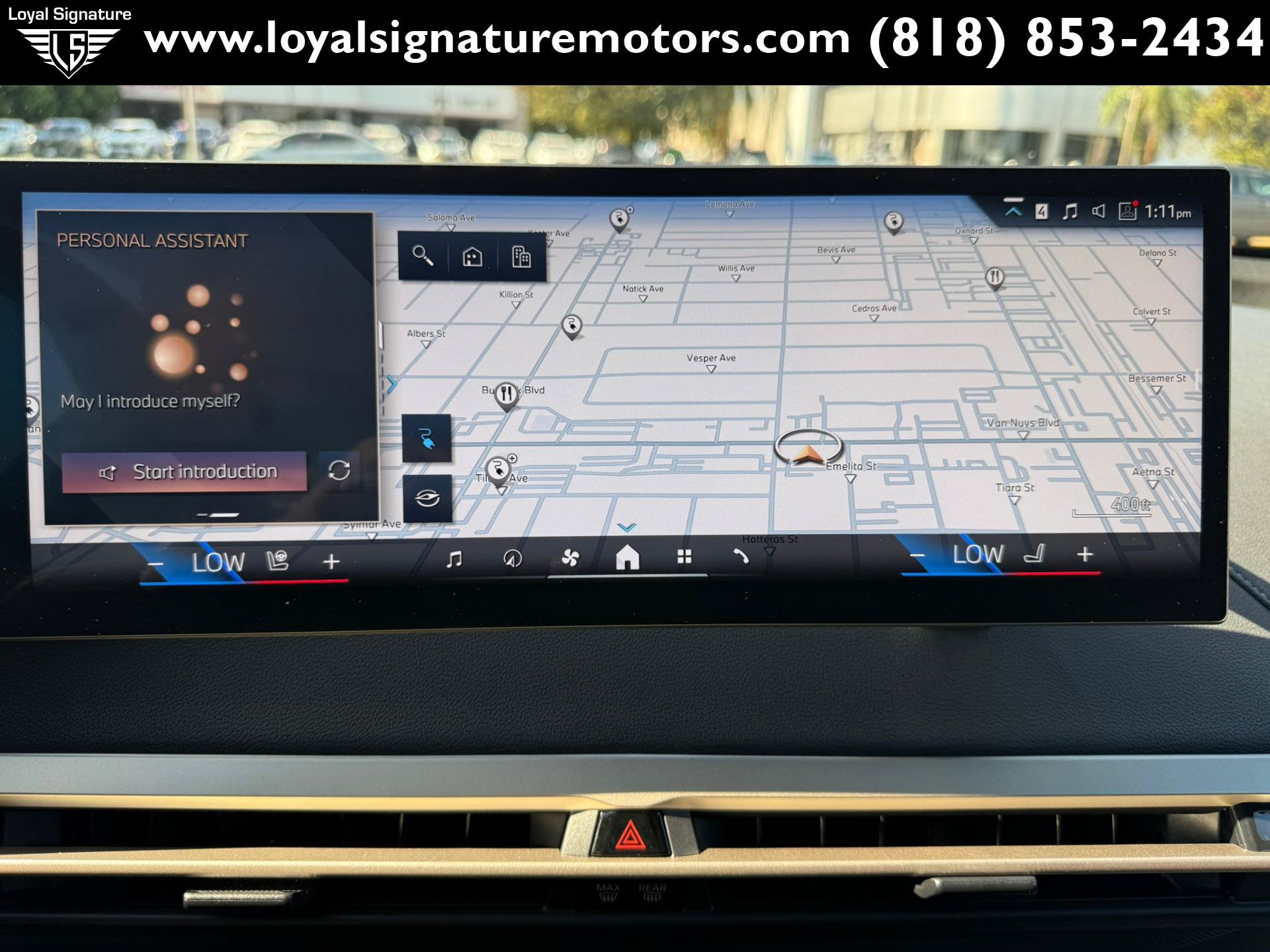 Used 2024 BMW iX xDrive50 w/ Sport Package AWD/4WD image 33