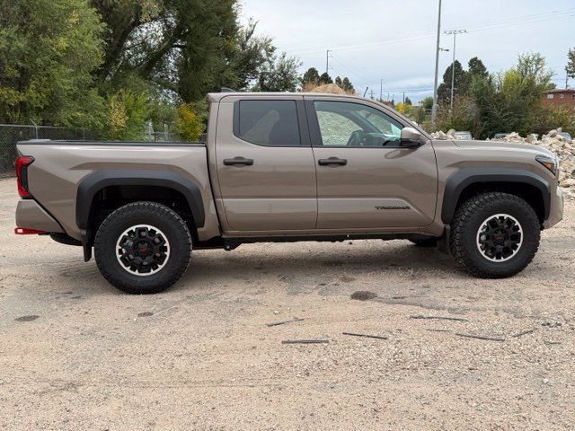 Used 2026 Toyota Tacoma TRD Off-Road AWD/4WD image 6