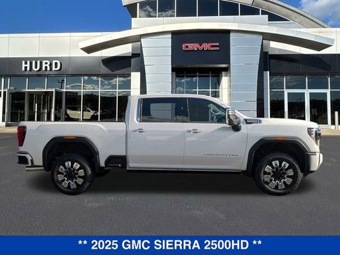 New 2025 GMC Sierra 2500 Denali w/ Denali Reserve Package image 3