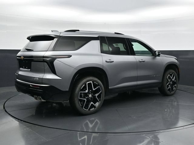 Used 2026 Chevrolet Traverse High Country w/ LPO, Floor Liner Package AWD/4WD image 2