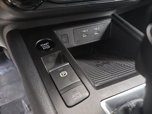 Used 2026 Nissan Kicks SV FWD image 38