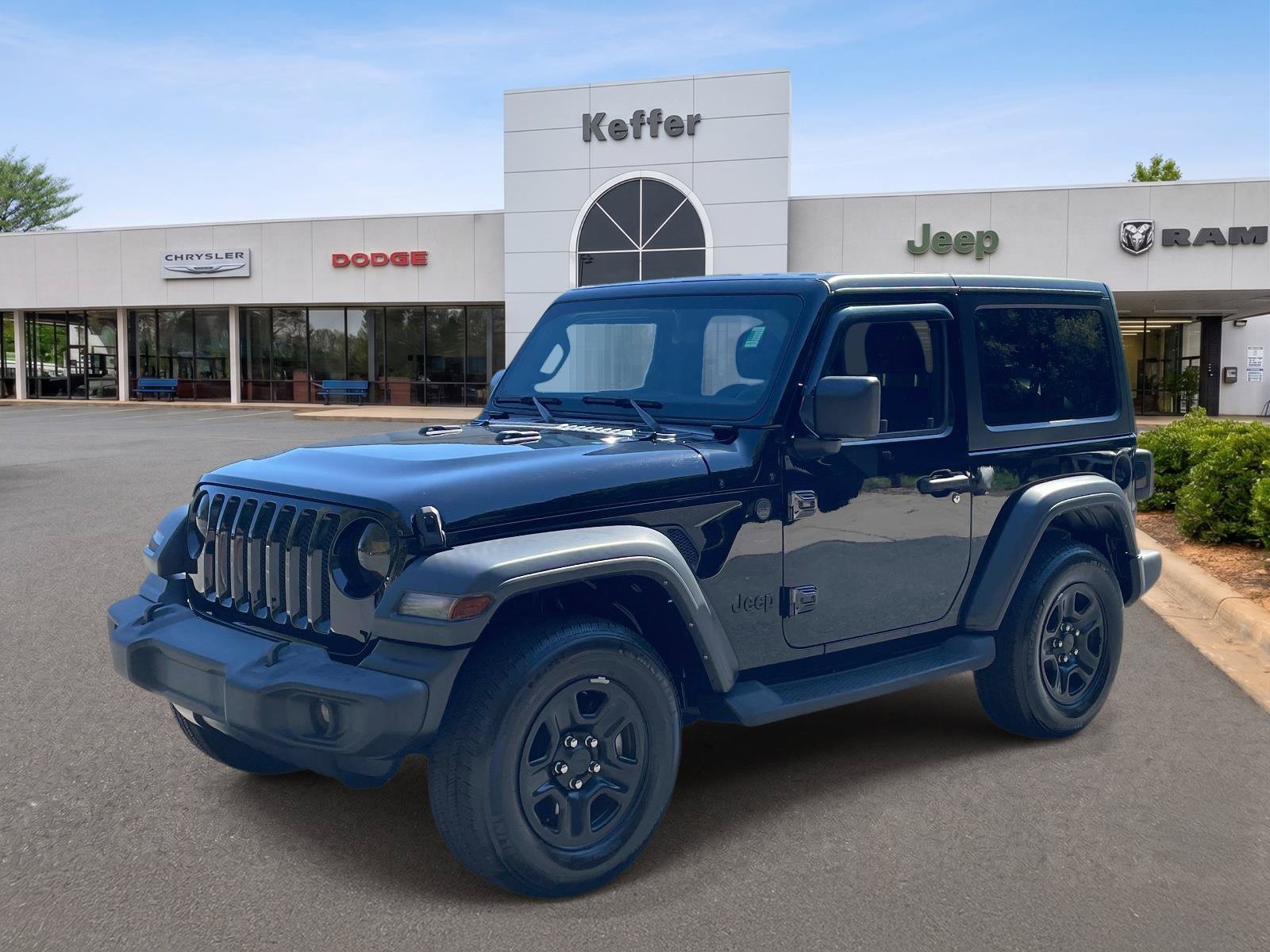 Certified 2023 Jeep Wrangler Sport AWD/4WD image 1