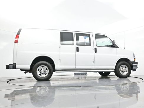 Used 2024 Chevrolet Express 2500 w/ Driver Convenience Package RWD image 45