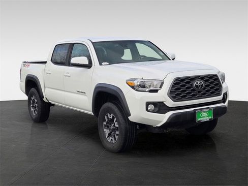 Used 2020 Toyota Tacoma TRD Off-Road image 8