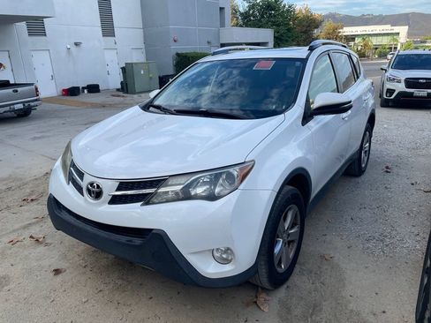 Used 2014 Toyota RAV4 XLE FWD image 4