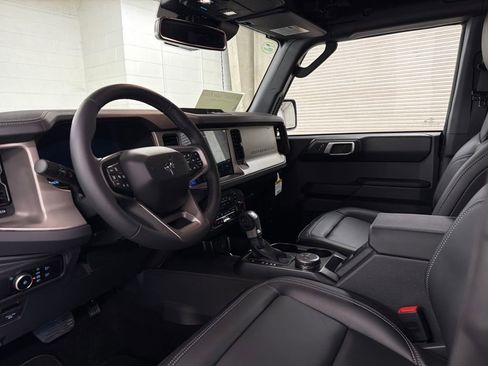 New 2026 Ford Bronco Outer Banks image 6