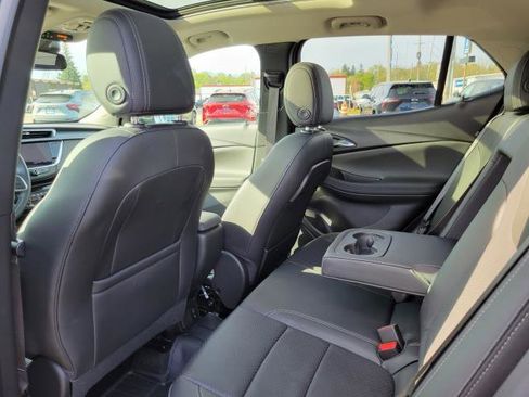Used 2023 Buick Encore GX Essence w/ Experience Buick Package AWD/4WD image 24