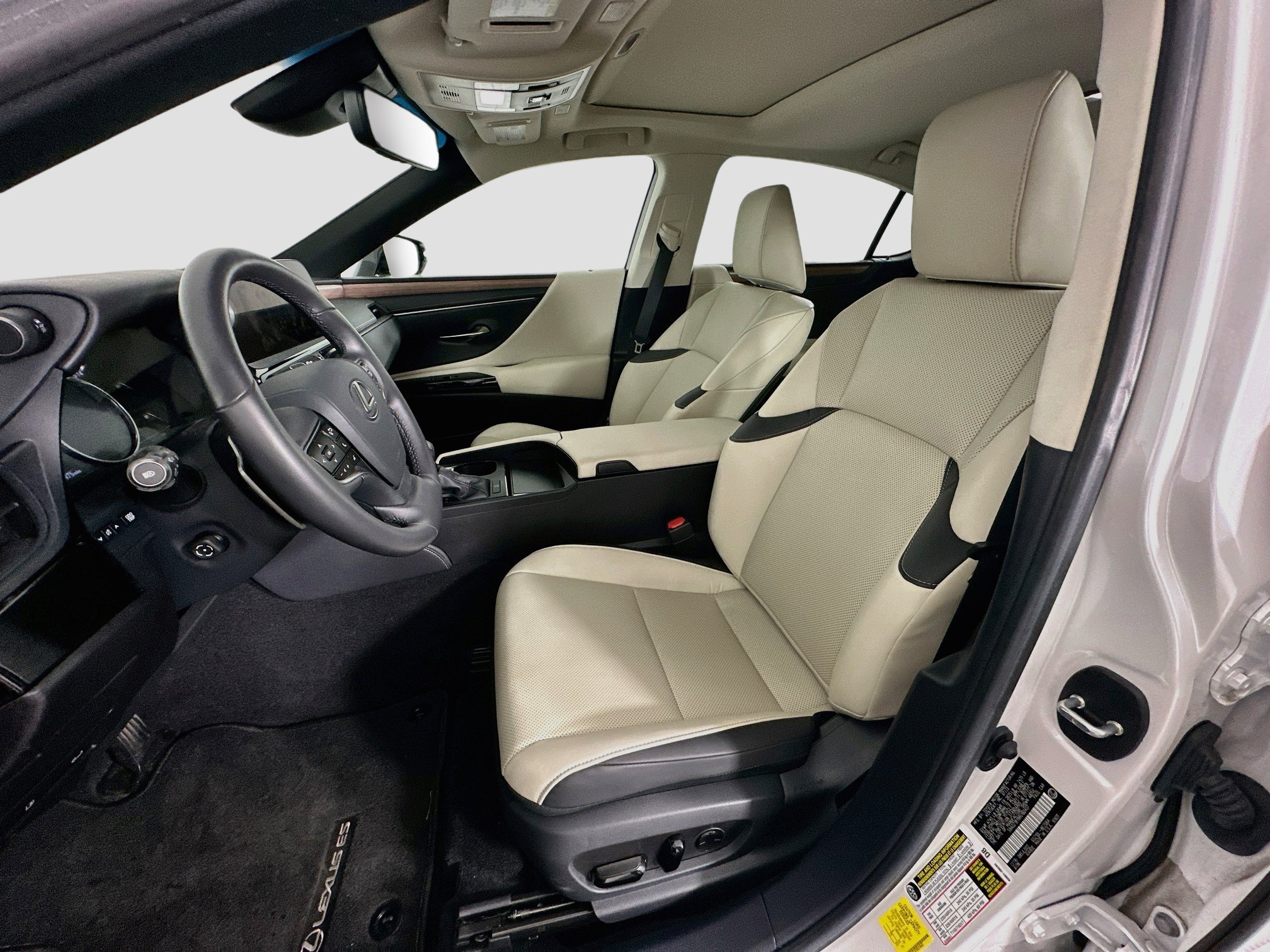 Used 2024 Lexus ES 350 w/ Premium Package FWD image 13