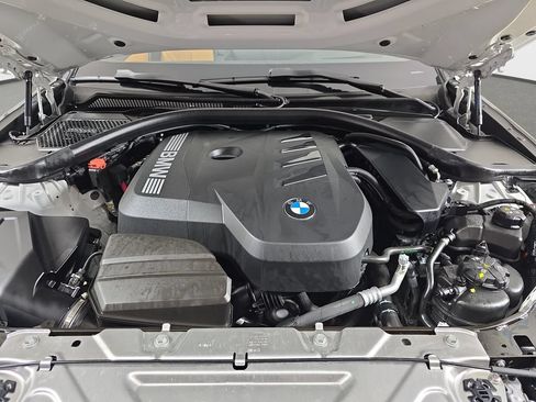Used 2026 BMW 330i xDrive Sedan w/ M Sport Package AWD/4WD image 35