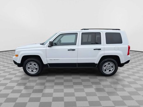 Used 2013 Jeep Patriot Sport FWD image 5