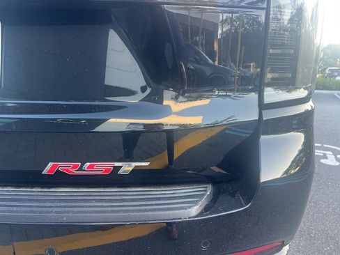 Used 2025 Chevrolet Suburban RST w/ Comfort Package image 14