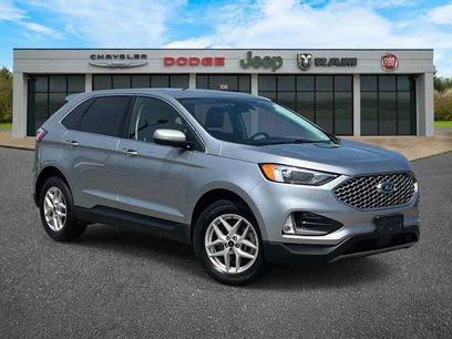 Used 2023 Ford Edge SEL w/ Convenience Package