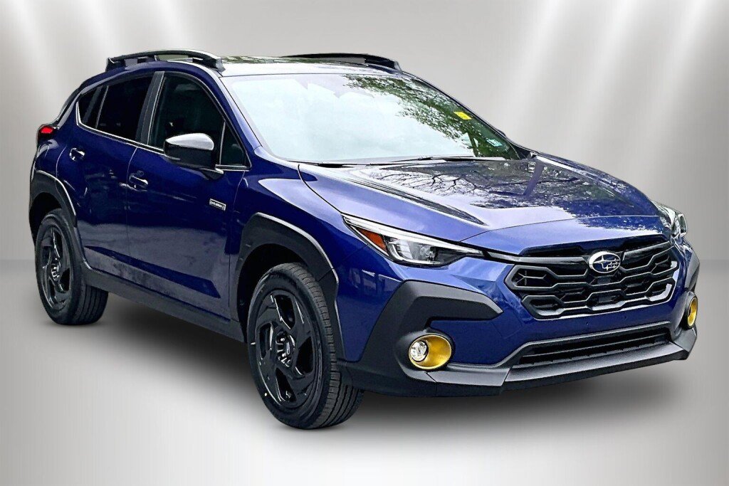 New 2026 Subaru Crosstrek 2.5i Limited w/ Crosstrek Mirror Package AWD/4WD image 1