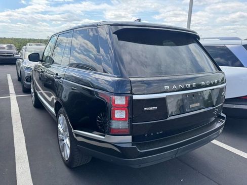 Used 2017 Land Rover Range Rover HSE image 4