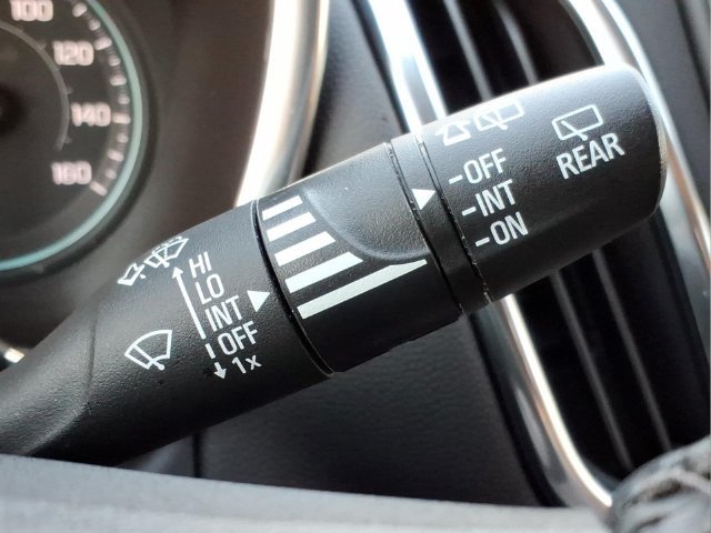 Used 2024 Chevrolet Equinox LT w/ LPO, Floor Liner Package FWD image 30