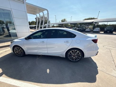 Used 2023 Kia Forte GT FWD image 4