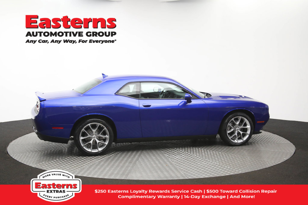 Used 2022 Dodge Challenger SXT w/ Plus Package RWD image 45