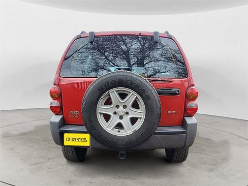 Used 2002 Jeep Liberty Sport image 3