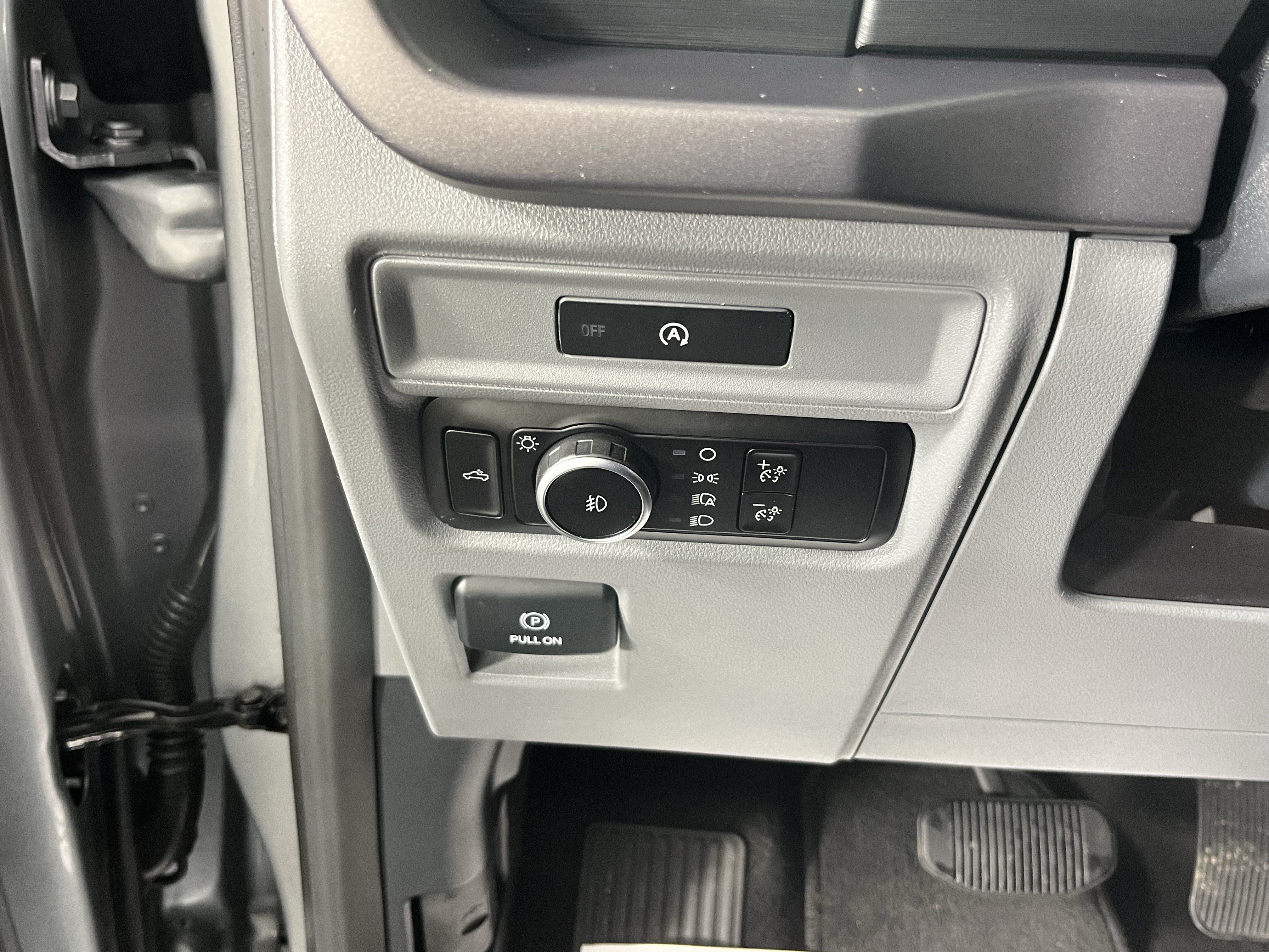 Used 2025 Ford F150 XLT w/ Equipment Group 301A Standard AWD/4WD image 19