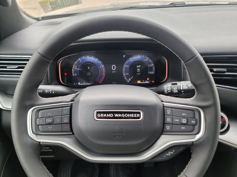 New 2026 Jeep Grand Wagoneer L image 34