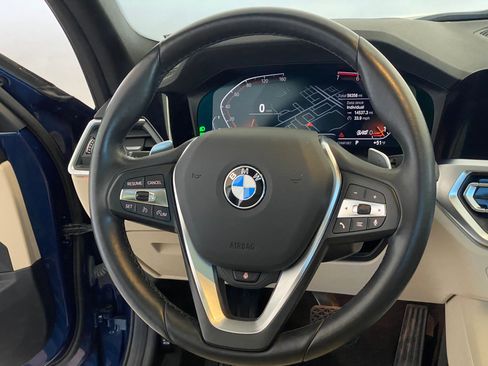 Used 2021 BMW 330i xDrive Sedan w/ Premium Package image 17