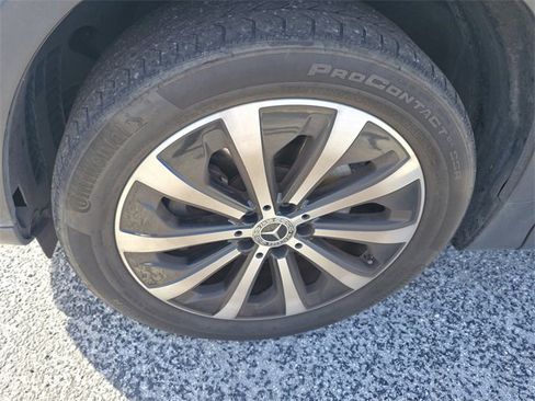 Used 2022 Mercedes-Benz GLB 250 4MATIC image 10