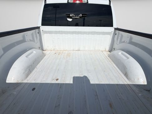 Used 2023 RAM 1500 Laramie w/ Off Road Group AWD/4WD image 13