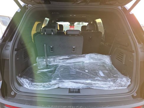 New 2026 Chevrolet Traverse LT image 15